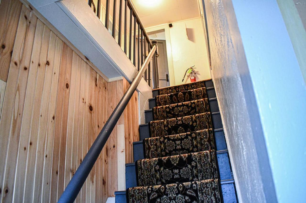 Brook Road Inn Goshen Екстериор снимка