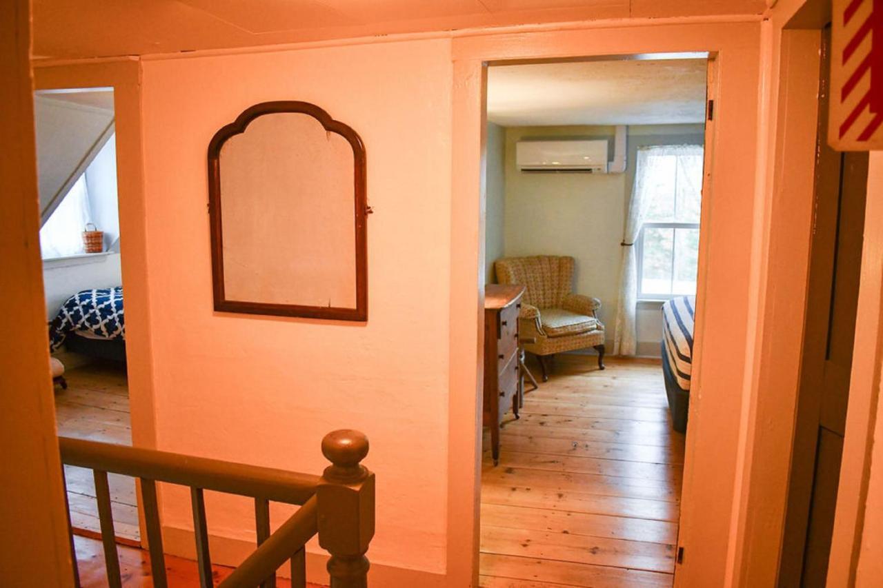 Brook Road Inn Goshen Екстериор снимка
