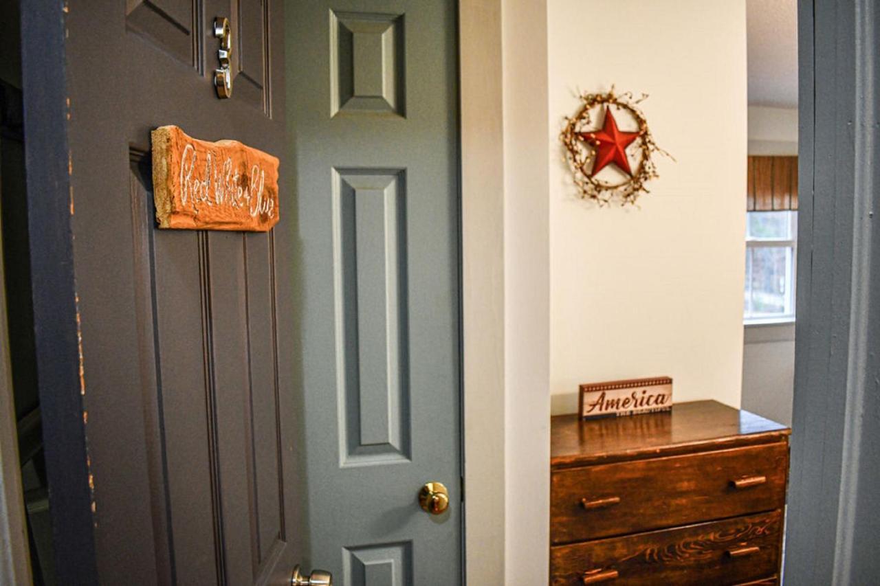 Brook Road Inn Goshen Екстериор снимка