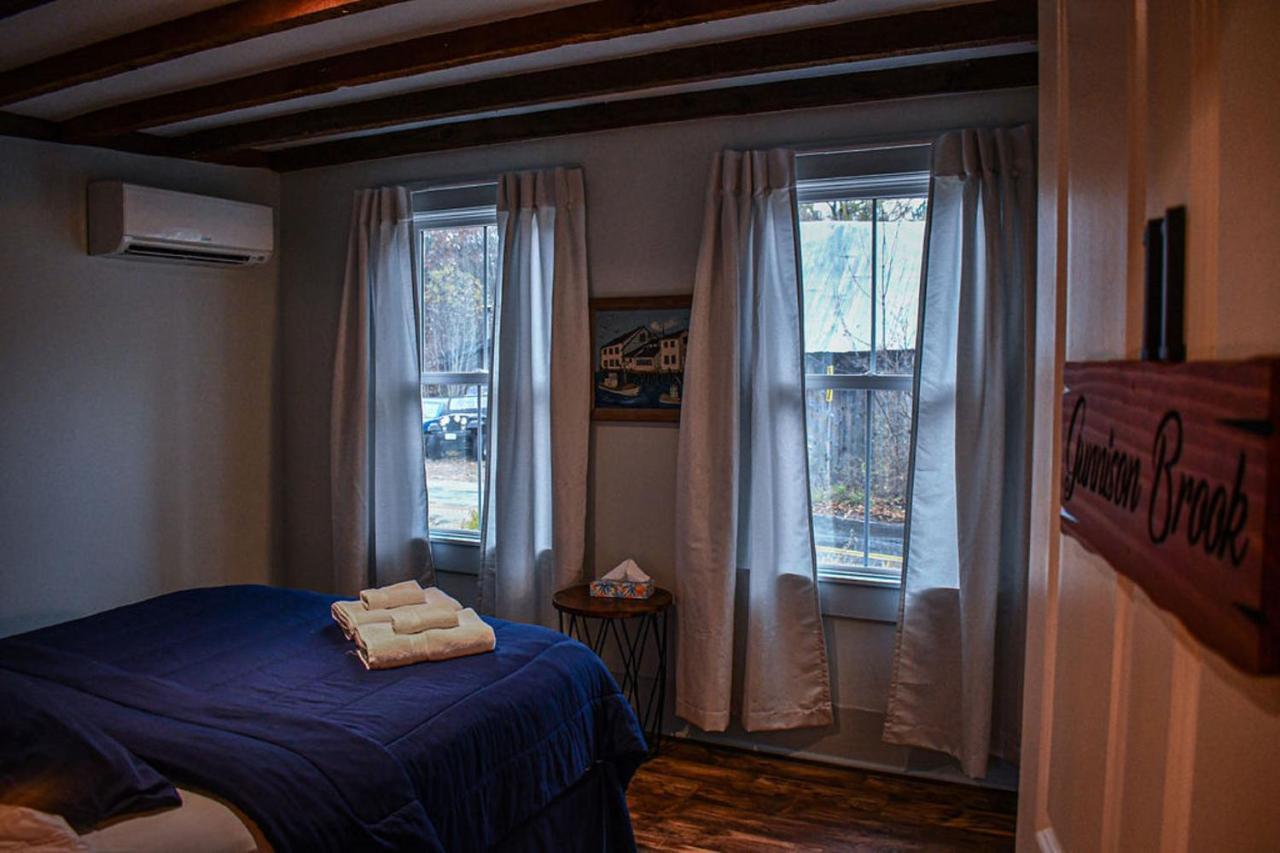 Brook Road Inn Goshen Екстериор снимка